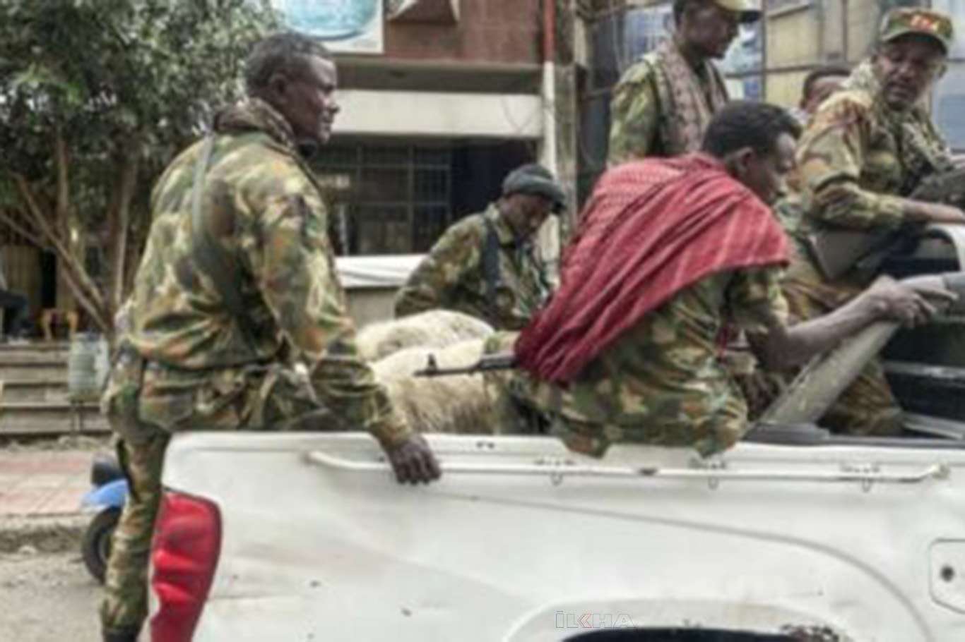 Ethiopian Army to encircle Tigray’s capital using tanks